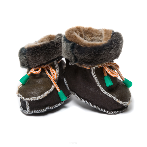 Children's winter shoes